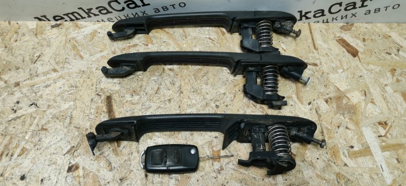 Ручки дверей к-т Mercedes Vito 1998 638