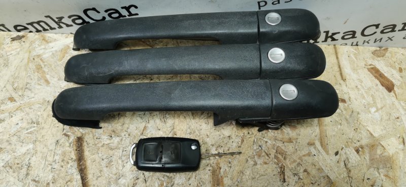 Ручки дверей к-т Mercedes Vito 1998 638