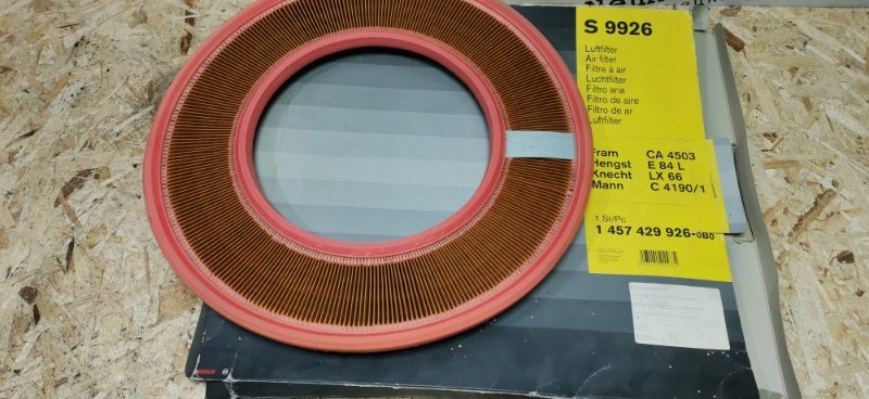 Фильтр воздушный Mercedes W123