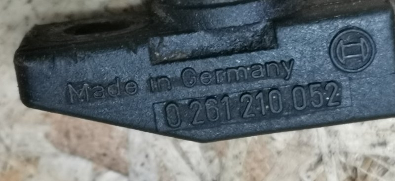 Датчик коленвала Mercedes W124 1989 E260