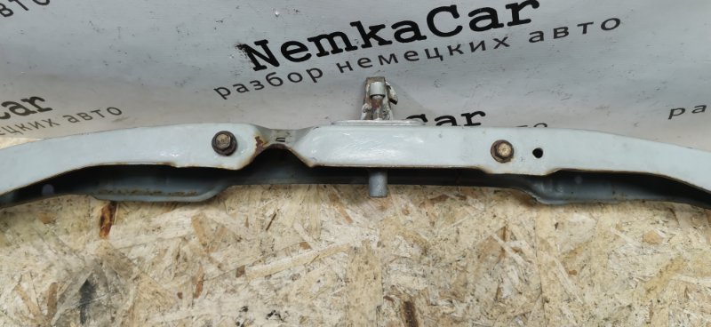 Рамка радиатора Mercedes w123 1980 Седан