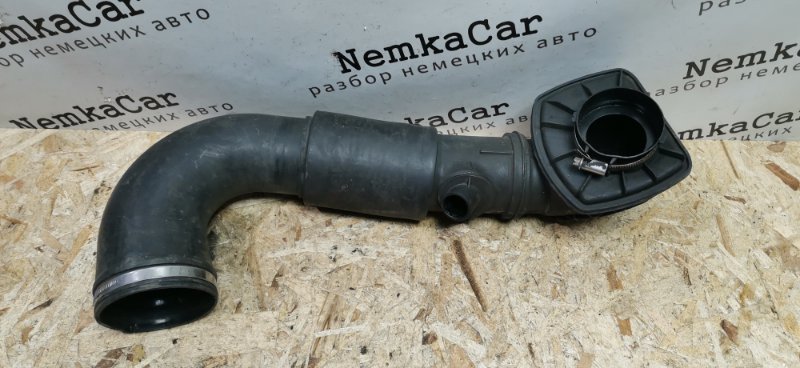 Патрубок воздушного фильтра Mercedes VIANO 2011 639 рест