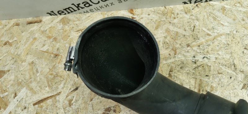 Патрубок воздушного фильтра Mercedes VIANO 2011 639 рест