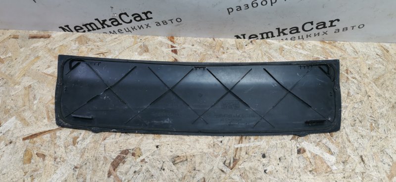 Крышка салонного фильтра Mercedes VIANO 2011 639 рест