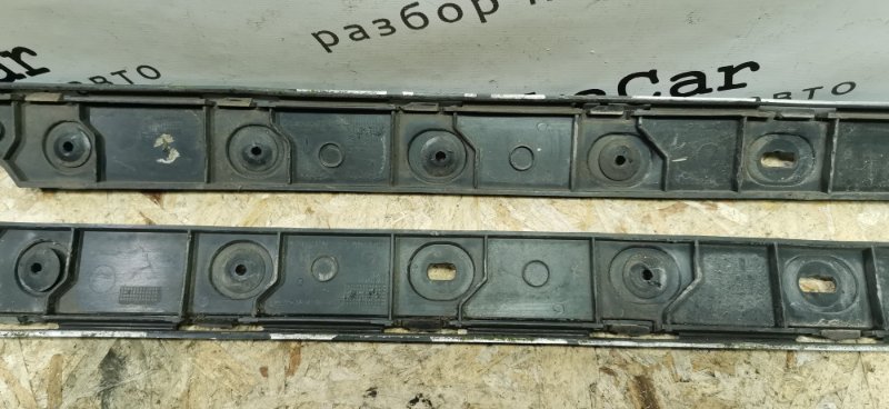 Кронштейн бампера ПАРА Mercedes VIANO 2011 639 рест