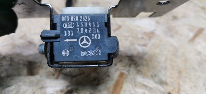 Датчик удара Mercedes VIANO 2011 639 рест