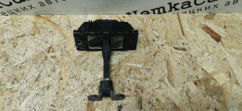 Ограничитель двери Mercedes VIANO 2011 639 рест