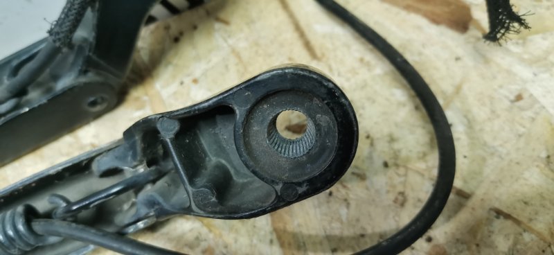 Поводок дворника ПАРА Mercedes VIANO 2011 639 рест