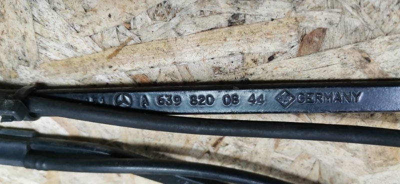 Поводок дворника ПАРА Mercedes VIANO 2011 639 рест