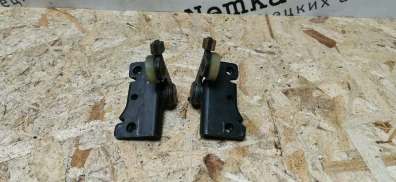 Ограничитель сдвижной двери Mercedes VIANO 2011 639 рест