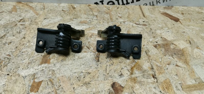 Ограничитель сдвижной двери Mercedes VIANO 2011 639 рест