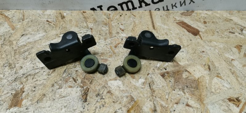 Ограничитель сдвижной двери Mercedes VIANO 2011 639 рест