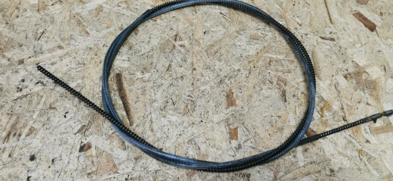 Трос люка Mercedes W124 1993 250D