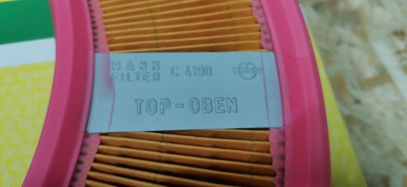 Фильтр воздушный Mercedes W123 230