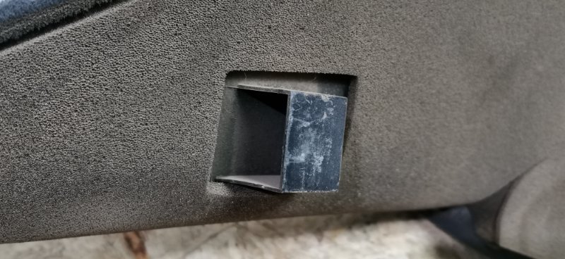 Обшивка стойки Mercedes C180 1996 W202