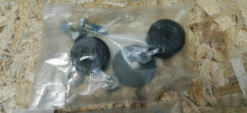 Комплект креплений амортизатора Mercedes S-Class W126