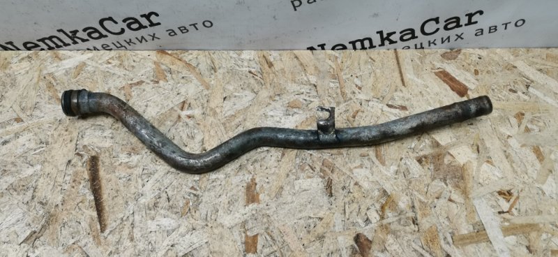 Трубка системы охлаждения Mercedes W124 1989 E260