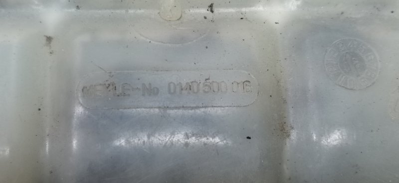 Бачок расширительный Mercedes W124 1989 E260