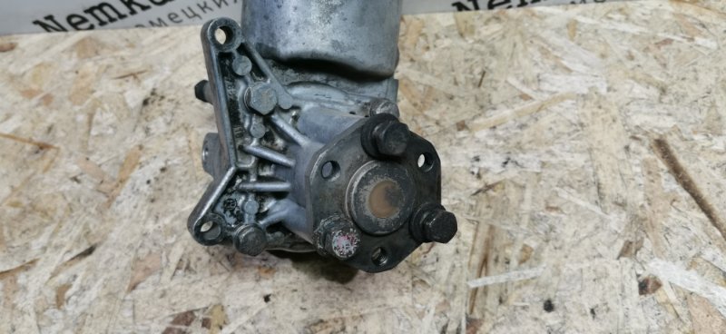 Насос ГУР Mercedes W124 1989 E260