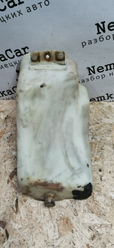Бачок омывателя Mercedes W124 1989 E260