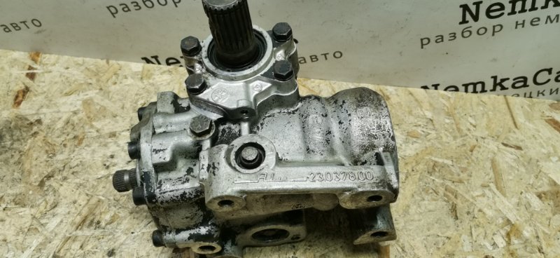 Рулевой редуктор Mercedes W124 1992