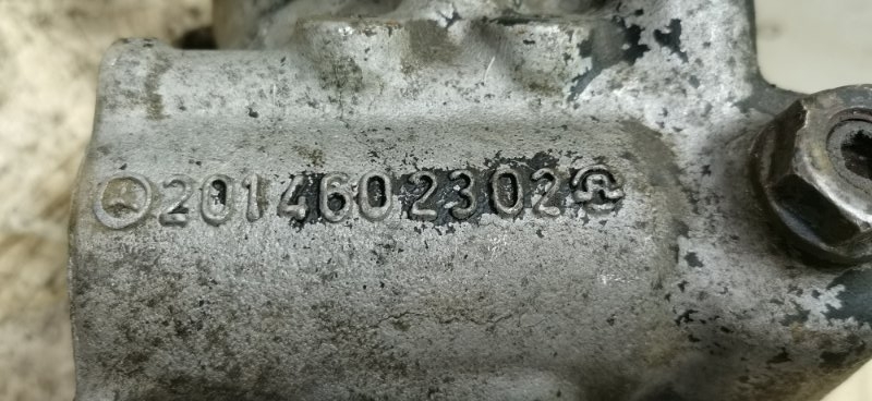Рулевой редуктор Mercedes W124 1992