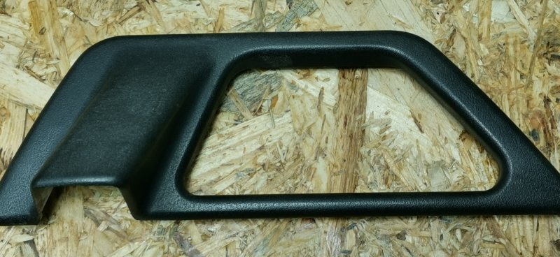 Рамка ручки двери внутренней Mercedes W124 1989 E260