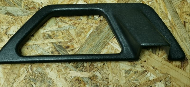 Рамка ручки двери внутренней Mercedes W124 1989 E260