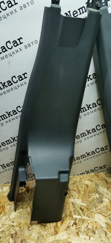 Обшивка стойки Mercedes VIANO 2011 639 рест