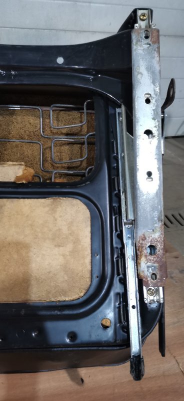 Сиденья Mercedes w123 1980 Седан