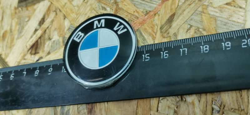 Эмблема в руль BMW 3-Series 1983 E30
