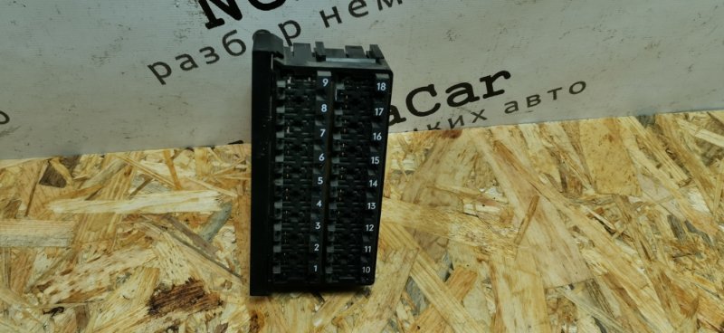 Блок предохранителей Mercedes VIANO 2011 639 рест