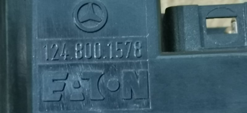 Клапан электромагнитный Mercedes W124 1994 Седан