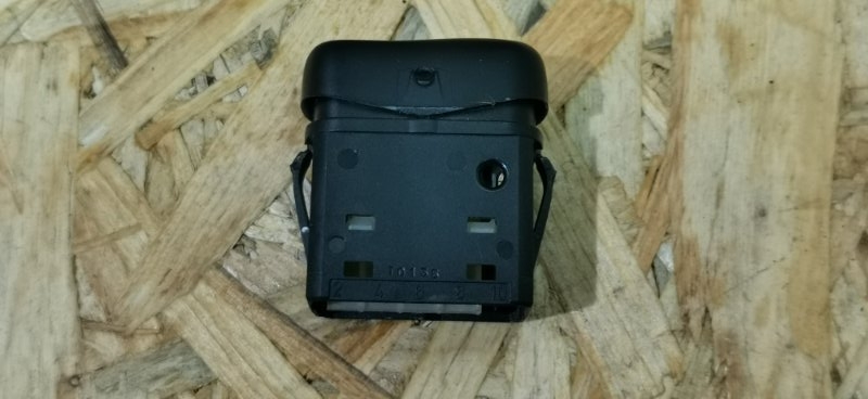 Кнопка обогрева стекла Mercedes Vito 2001 638