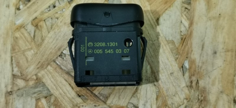 Кнопка обогрева стекла Mercedes Vito 2001 638