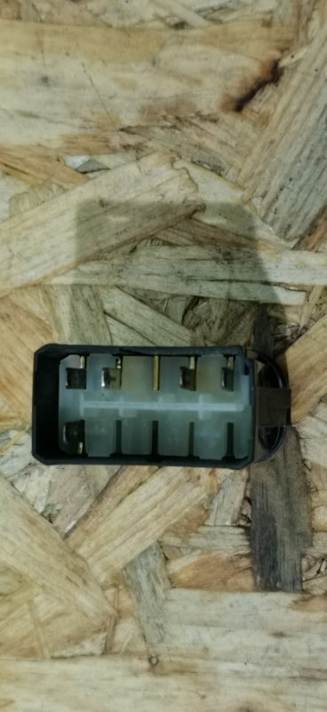 Кнопка обогрева стекла Mercedes Vito 2001 638