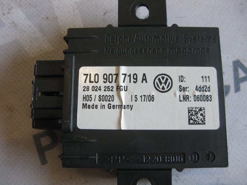 Блок управления противоугонной системы Volkswagen Touareg 2006 Кроссовер