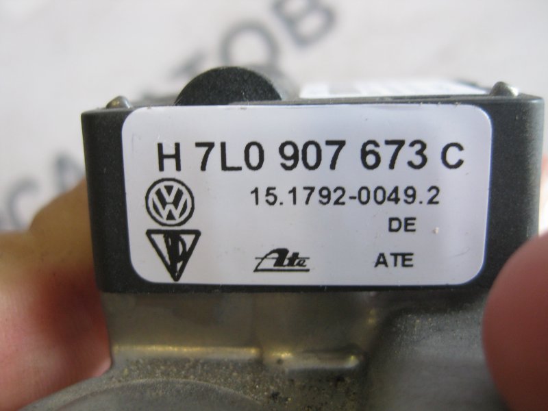 Датчик ускорения средний Volkswagen Touareg 2006 Кроссовер
