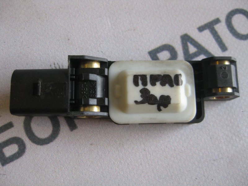 Датчик AIR BAG Volkswagen Touareg 2006 Кроссовер