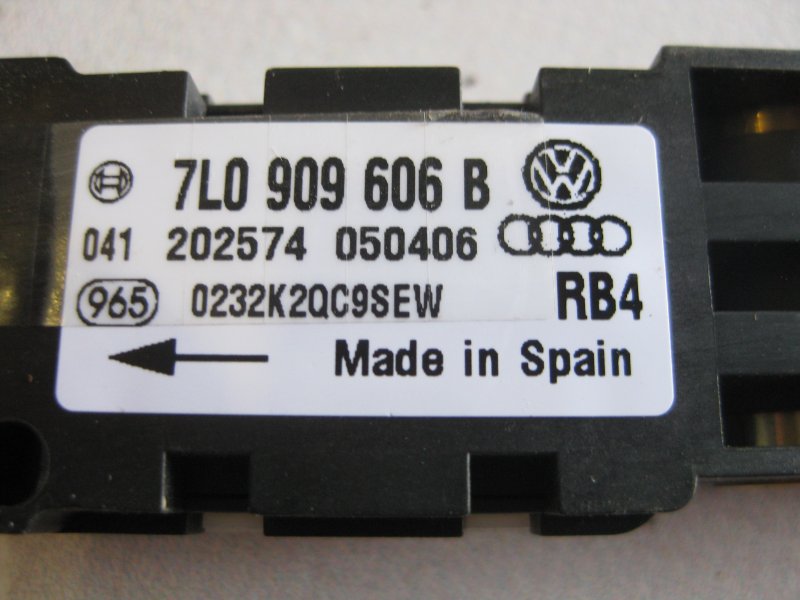 Датчик AIR BAG Volkswagen Touareg 2006 Кроссовер