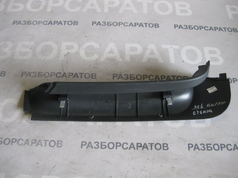 Обшивка двери багажника Volkswagen Touareg 2006 Кроссовер