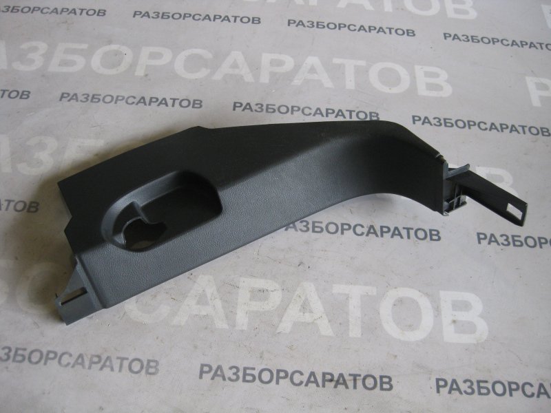 Накладка порога внутренняя Volkswagen Touareg 2006 Кроссовер