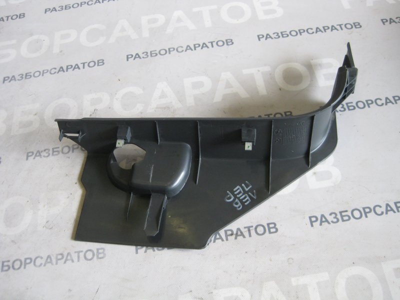 Накладка порога внутренняя Volkswagen Touareg 2006 Кроссовер
