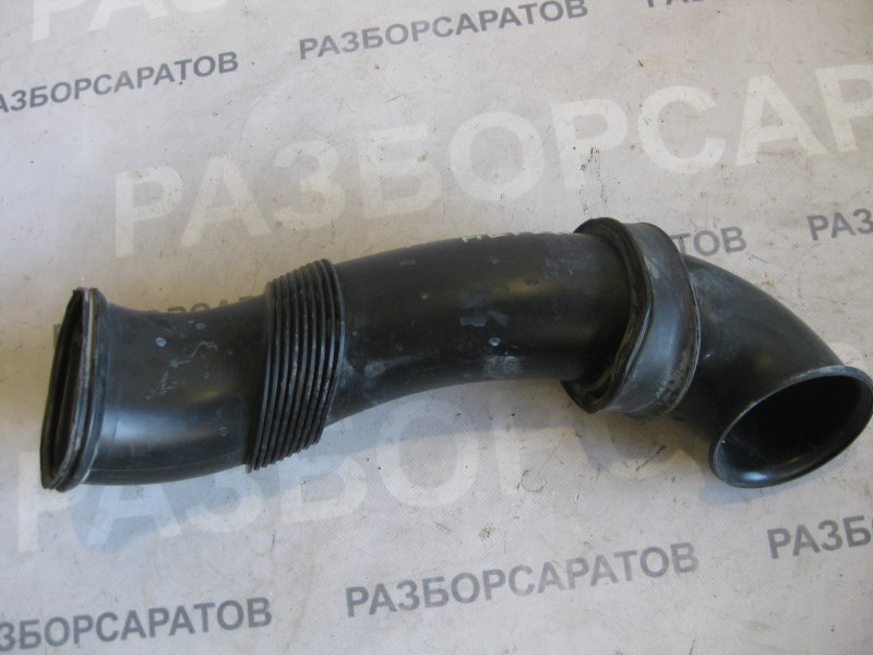Патрубок воздушного фильтра Volkswagen Touareg 2006 Кроссовер