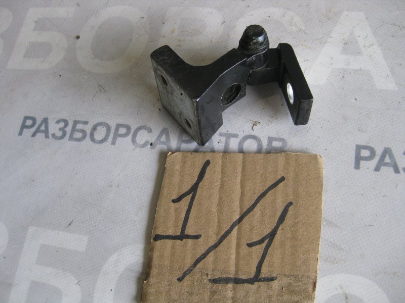 Петля двери верхняя Volkswagen Touareg 2006 Кроссовер