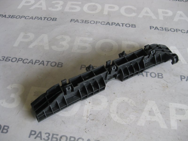 Кронштейн крышки запасного колеса Volkswagen Touareg 2006 Кроссовер