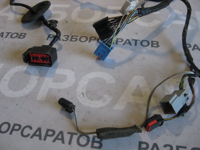 Проводка двери Ford Kuga 2008