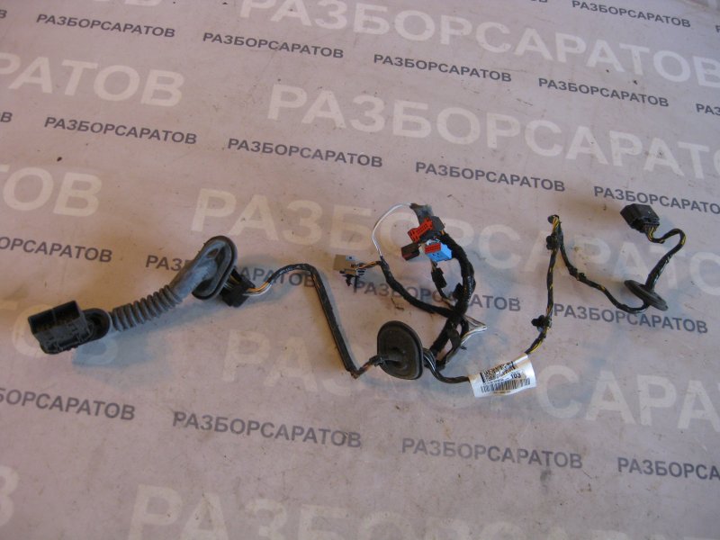 Проводка (коса) двери Ford Kuga 2009