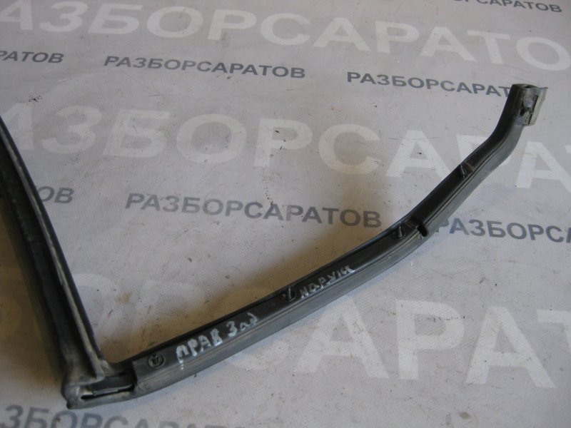 Уплотнитель двери Volkswagen Touareg 2006 Кроссовер