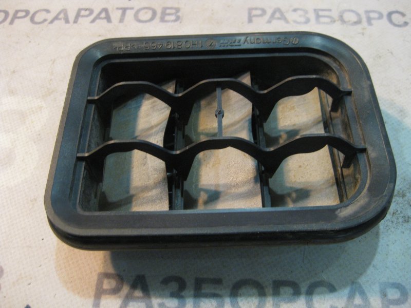 Решетка вентиляционная №2 Skoda Octavia Tour 2007 Универсал